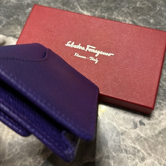 Ferragamo Italy Leather Wallet Card Holder - Picture 9 of 16